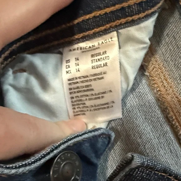 American Eagle Outfitters Dark Blue Kick Boot Jeans - Picture 4 of 5